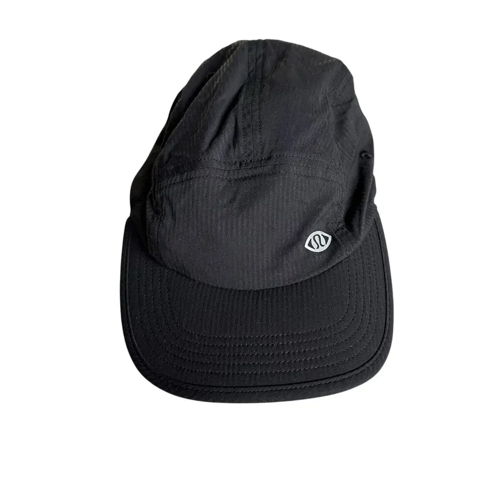 LULULEMON Seawheeze Finishers Runners Hat Cap Black Striped Adjustable‎ Running
